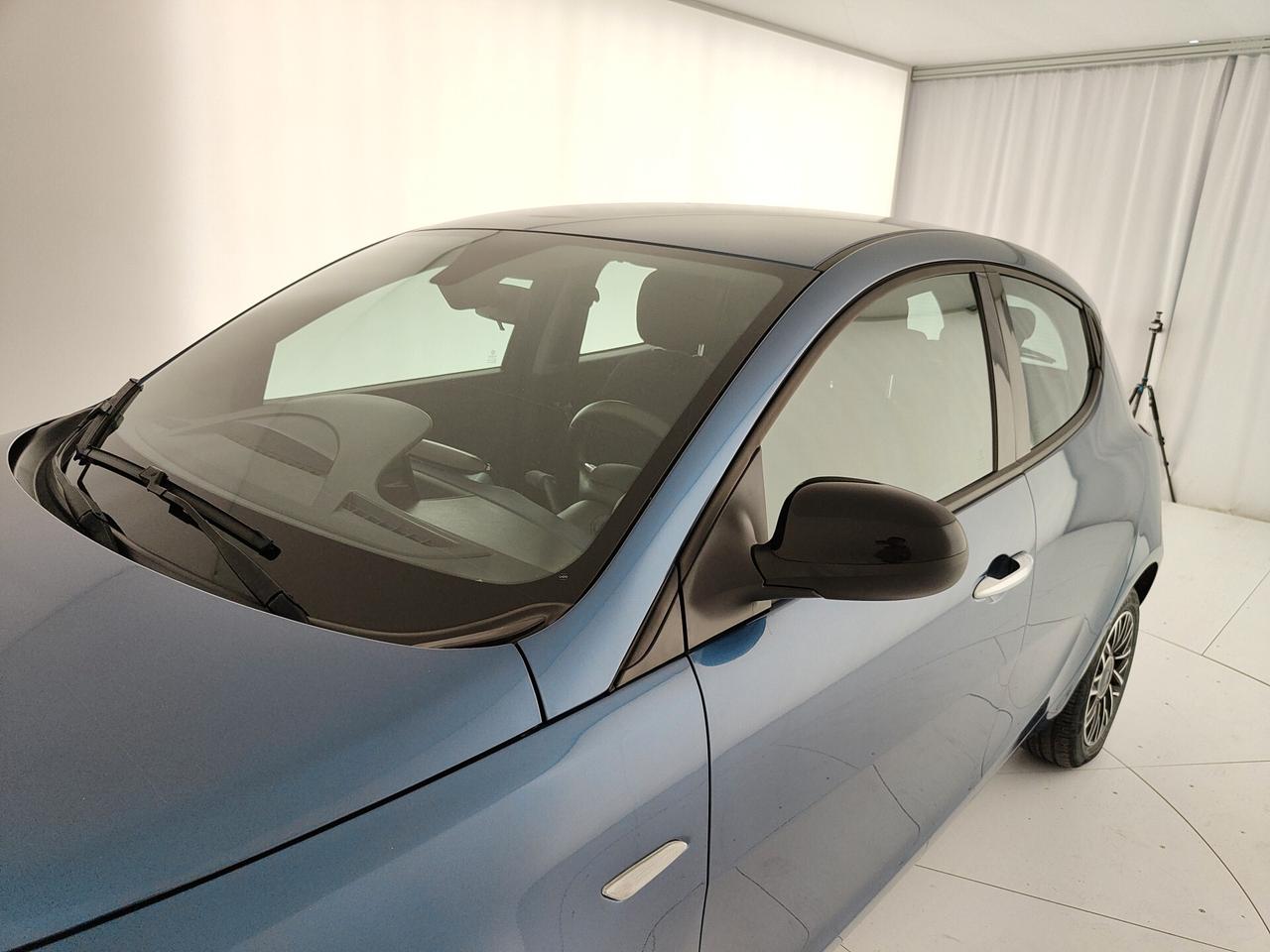 Lancia Ypsilon 1.0 FireFly 5 porte S&S Hybrid Platino
