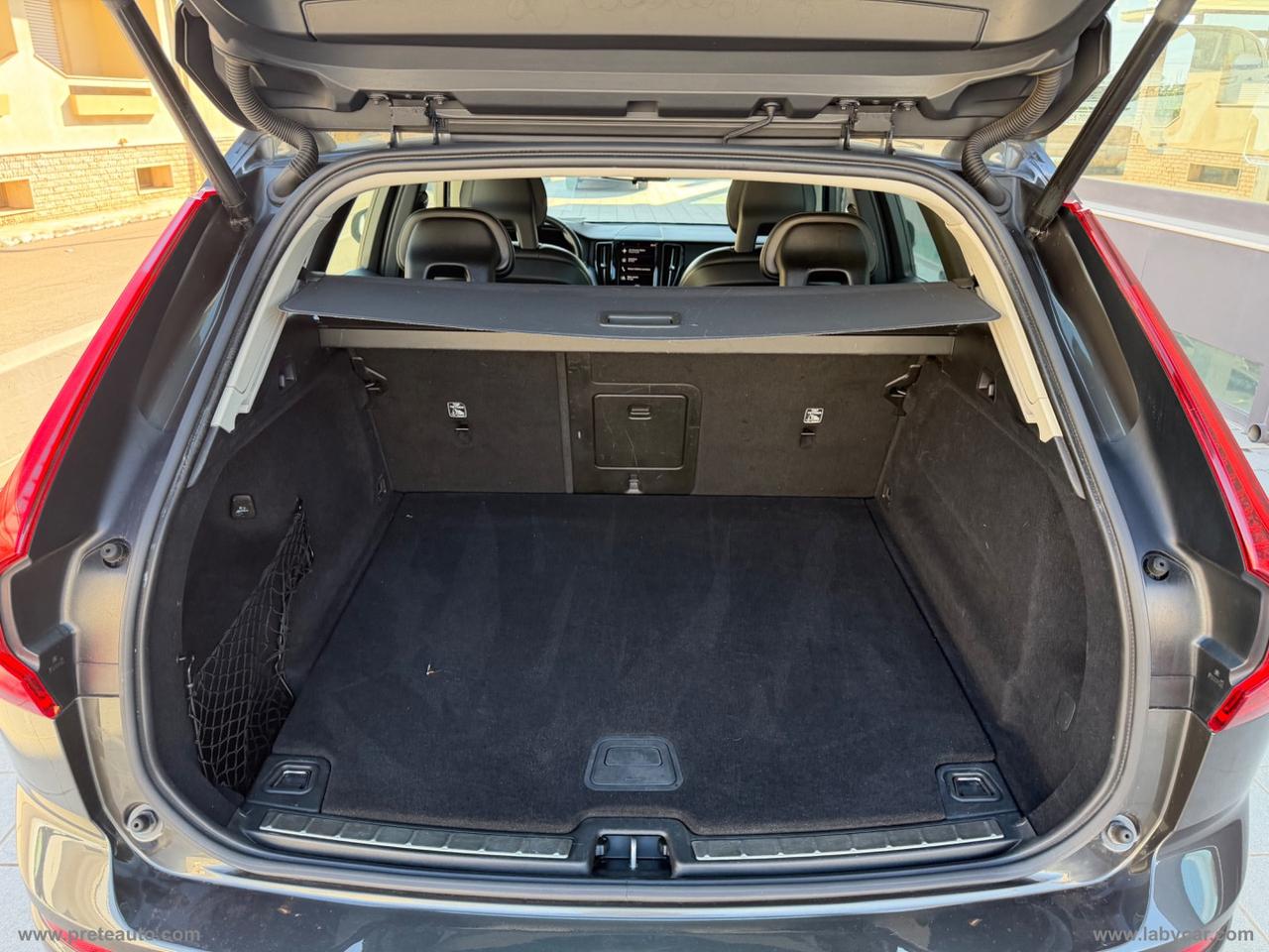 VOLVO XC60 D4 AWD Geartronic Business