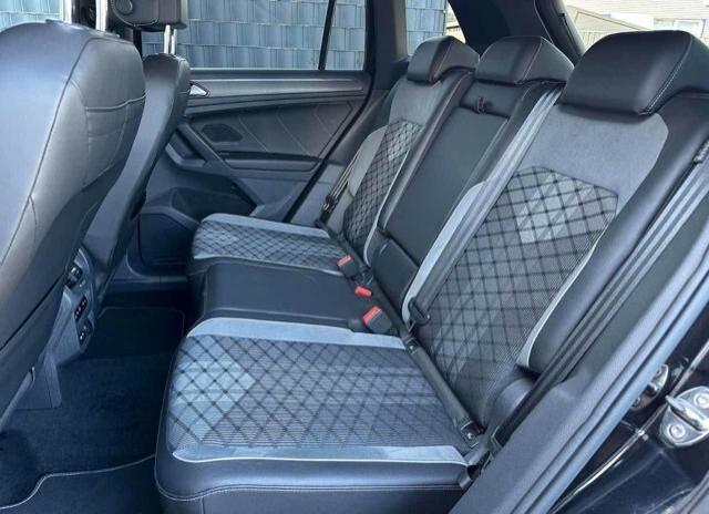Volkswagen Tiguan 1.4 TSI eHYBRID DSG R-Line