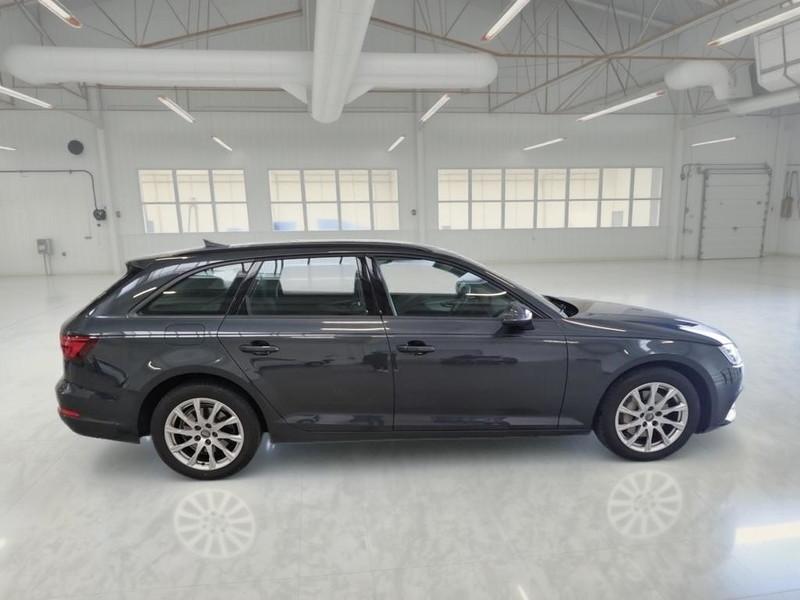 AUDI A4 AVANT 2.0 40 TDI BUSINESS S TRONIC STATION WAGON