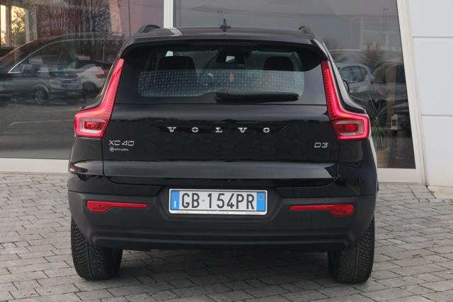 VOLVO XC40 D3