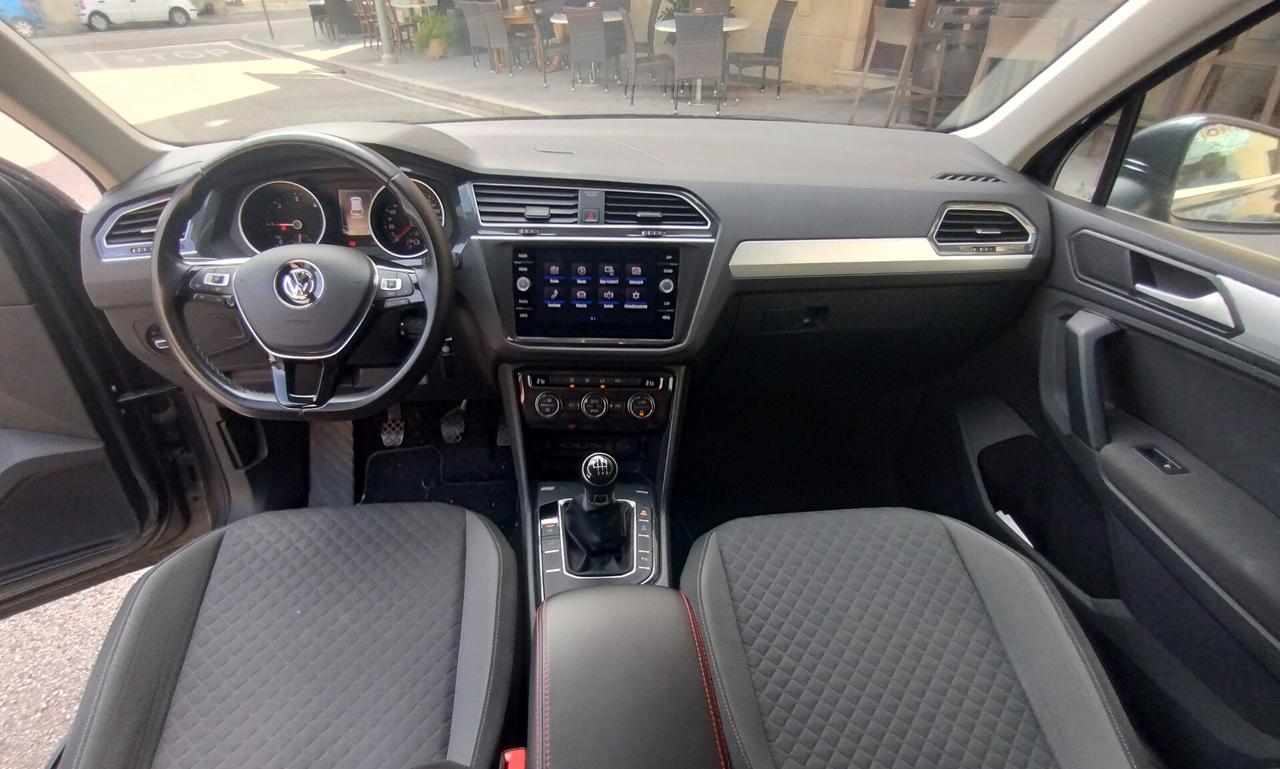 Volkswagen Tiguan 2.0 TDI SCR R-LINE BlueMotion Technology