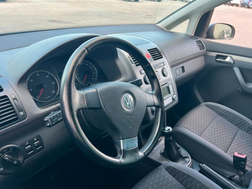 Volkswagen Touran 1.9 tdi Trendline - 7 POSTI -