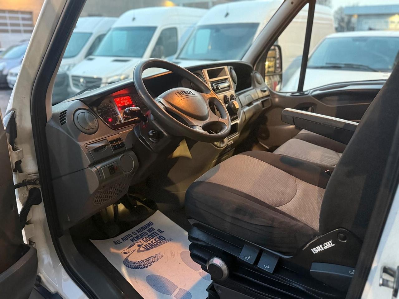 IVECO DAILY 35C14 MOTORE 3.0 140 CV GRU 3 SFILI CASSONE FISSO