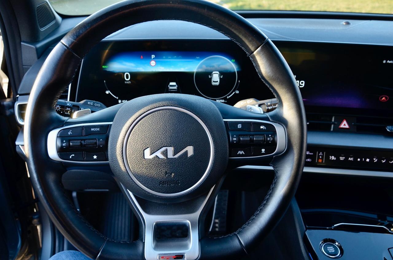 KIA SPORTAGE 1.6 TGDI HEV GT-LINE SUNROOF PACK 230cv AUT, GARANZIA UFF KIA, SERVICE KIA, UNICOPROPRIETARIO, TETTO, FARI FULL LED, PERMUTE