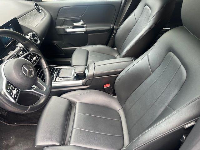 MERCEDES-BENZ GLA 200 d Automatic Sport