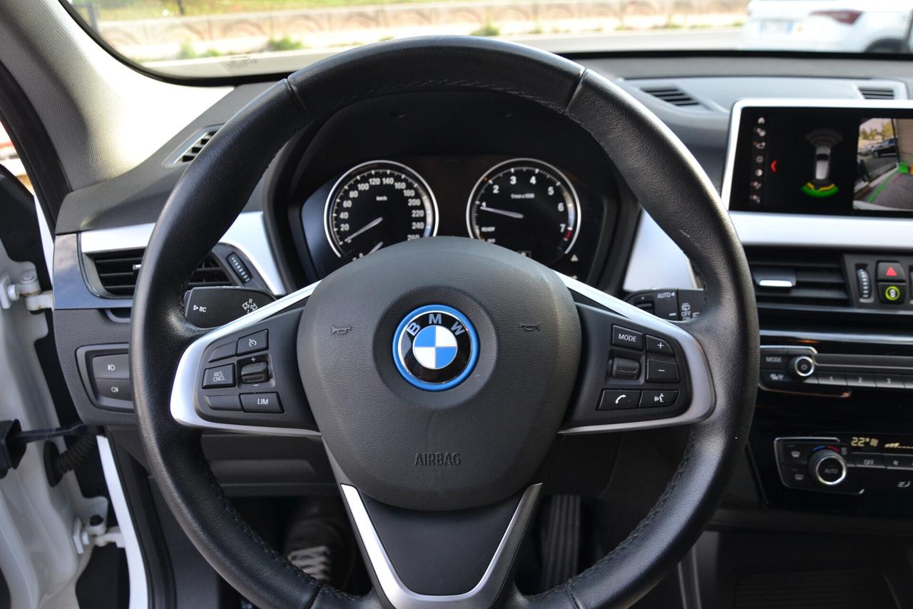 Bmw X1 25e X-DRIVE HYBRID PLUG-IN NAVI+FULL LED+RCAM+PDC+