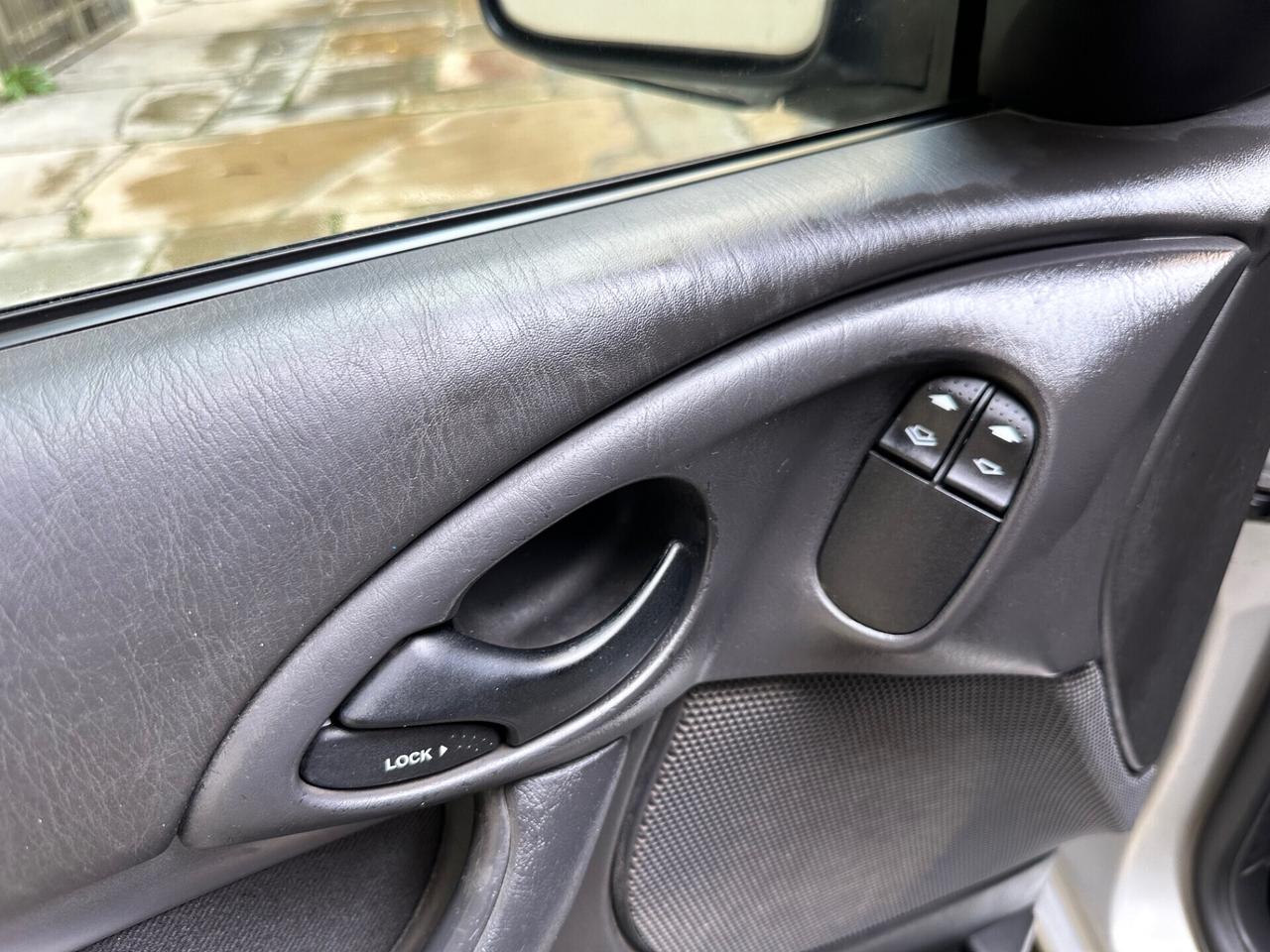 Ford Focus 1.8 TDCi Comandi audio Volante