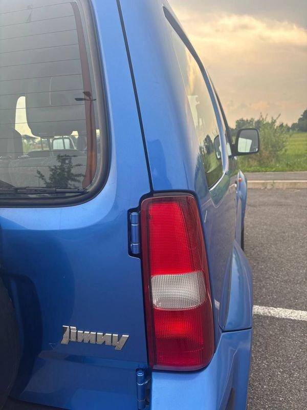 Suzuki Jimny NEOP. Jimny 1.3i 16V cat 4WD JLX Special