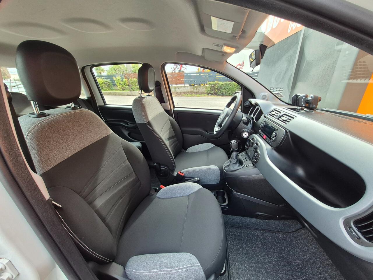 Fiat Panda 1.0 Hybrid 5 POSTI
