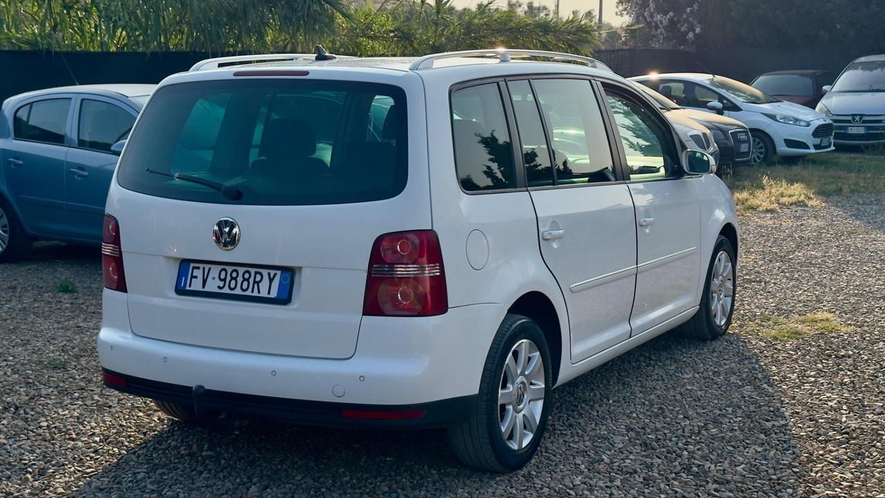 Volkswagen Touran 2.0 TDI 140 CV Highline