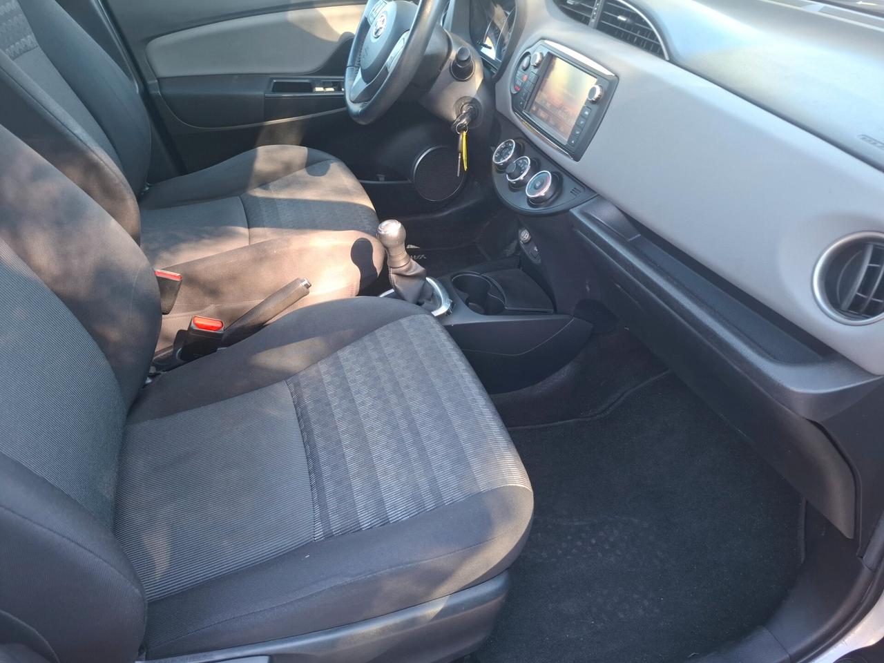 Toyota Yaris 1.0 5 porte Lounge