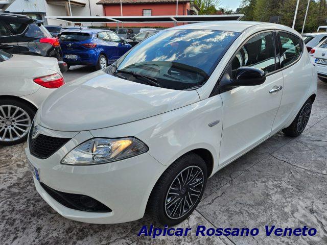 LANCIA Ypsilon 1.2 69 CV 5 porte GPL Ecochic Gold