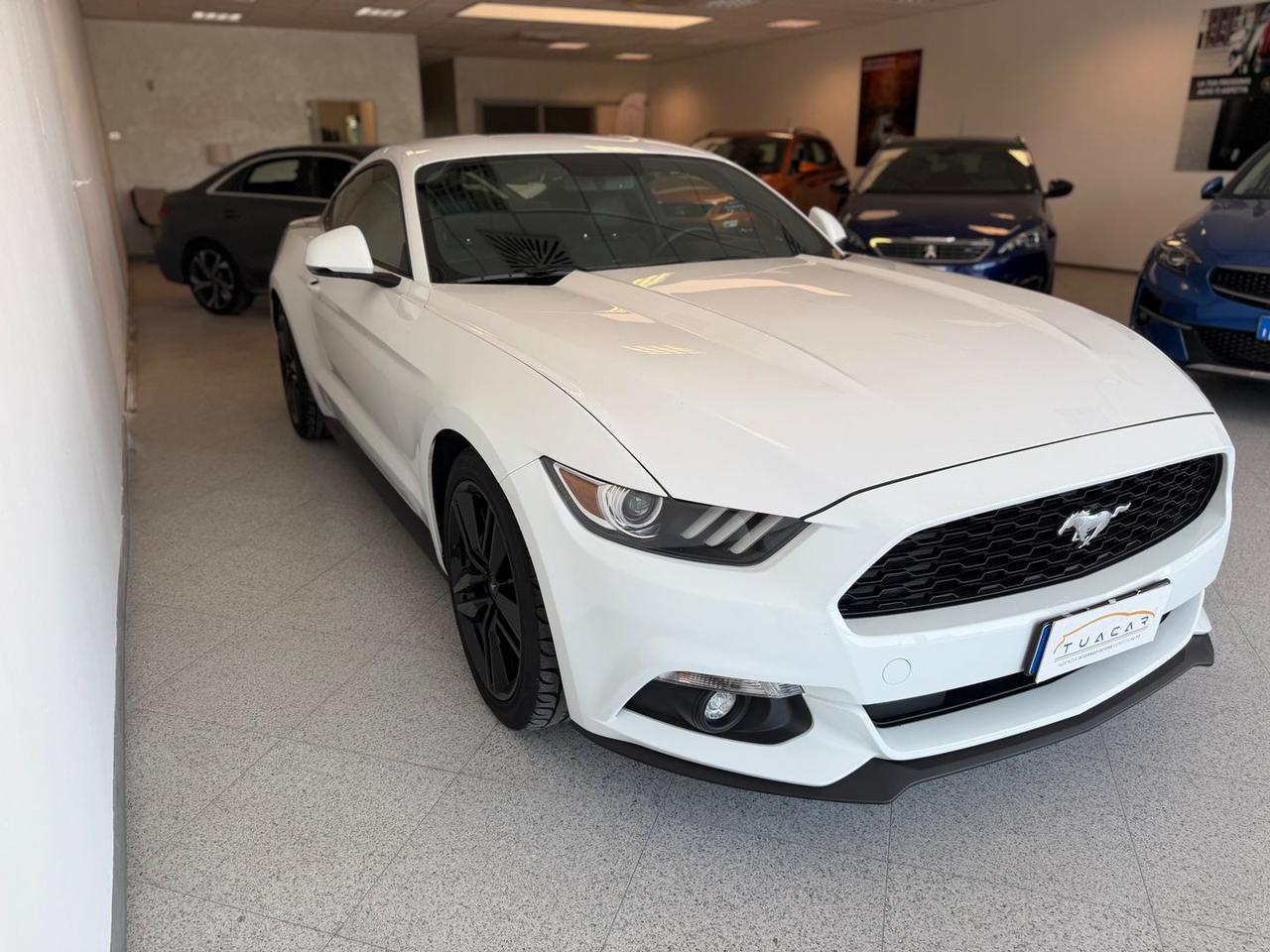 Ford Mustang Premium 2.3 EcoBoost #11589