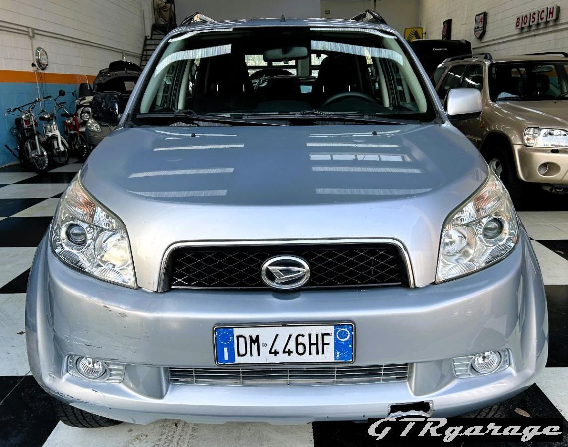 DAIHATSU TERIOS 1.5i 16V 4WD SX AUTOMATICA OK NEO