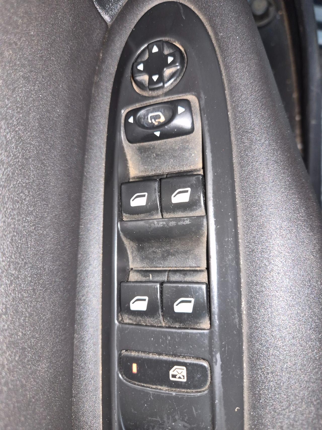 Citroen C4 1.6 e-HDi 110 AUTOMATICA airdream CMP6 Exclusive