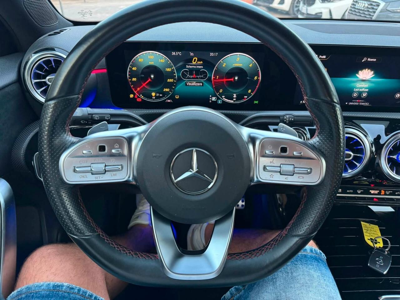Mercedes-benz A 200 d Automatic Premium AMG