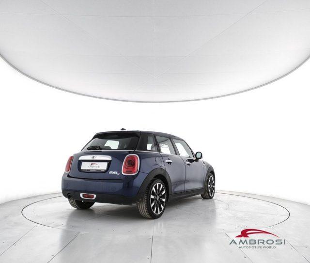 MINI Cooper D 5 porte Cooper 1.5
