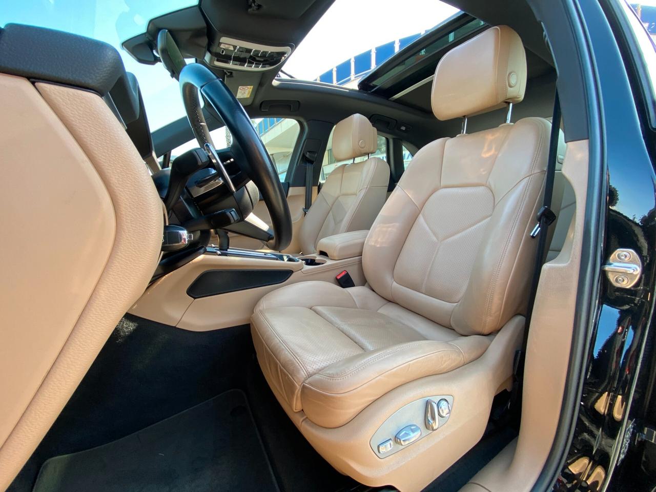 Porsche Macan 2.0 265cv pdk