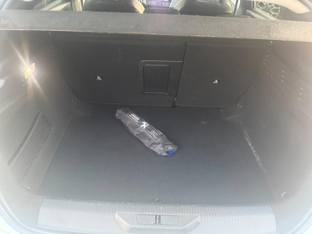 Peugeot 308 1.5 BlueHDi EAT8 12/2022