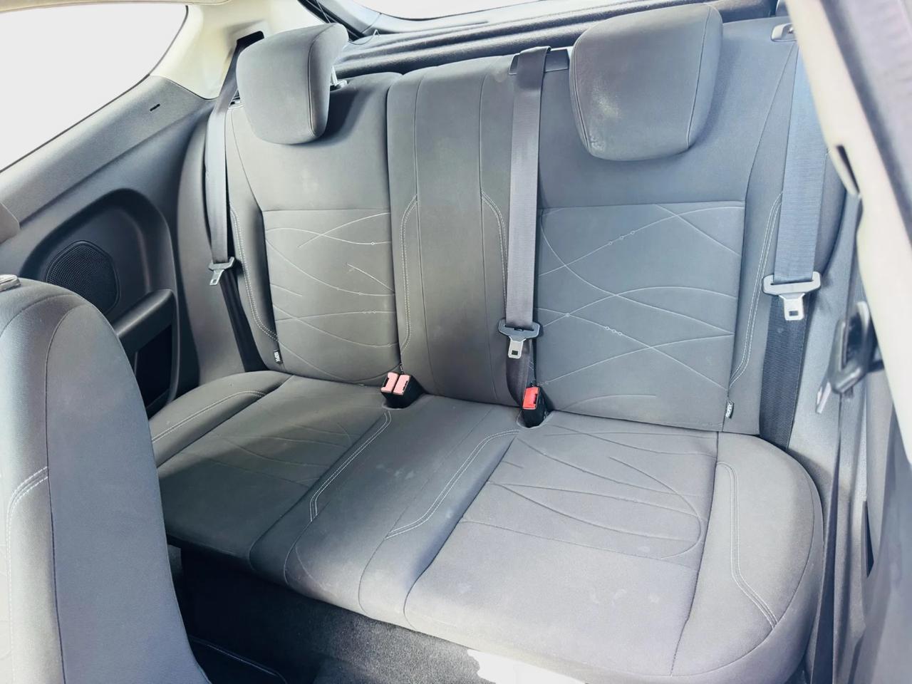Ford Fiesta 1.4 benzina gpl 2014 200.000km neo patentati