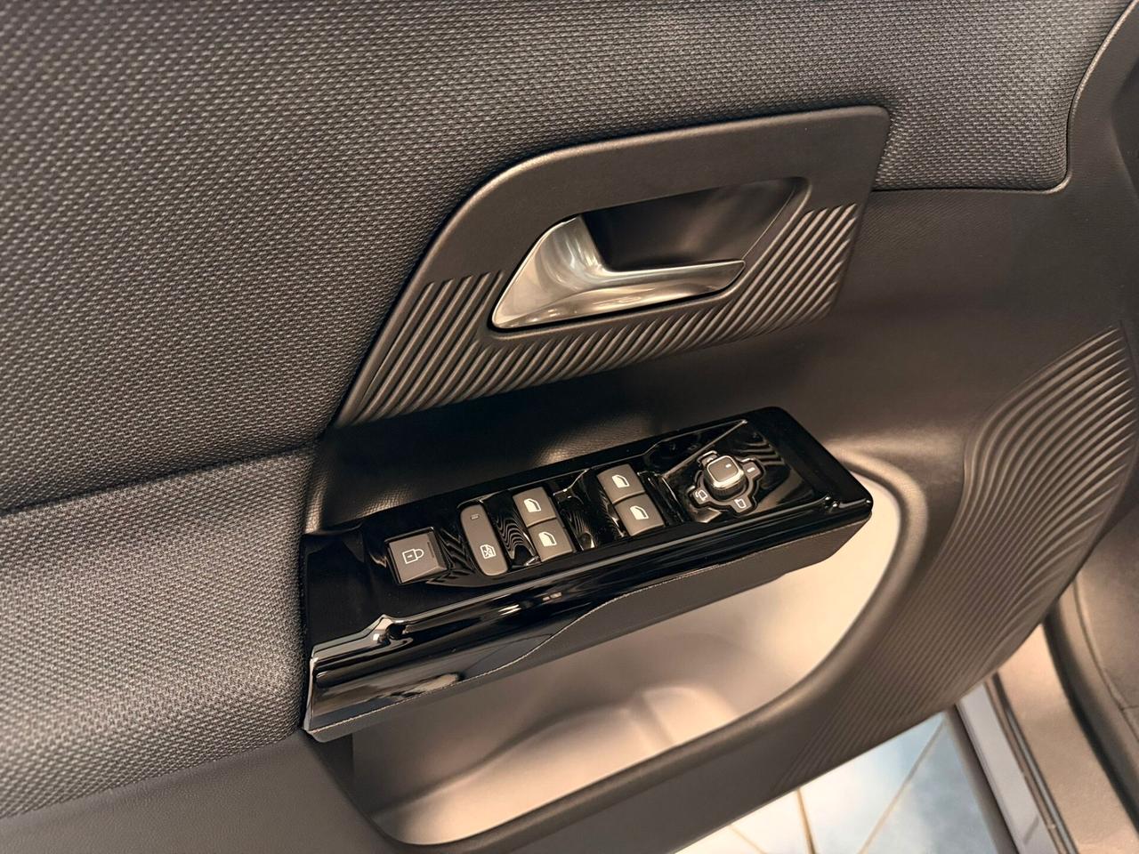 Citroen C5 Aircross 1.2 Hybrid 145 CV e-DCS6