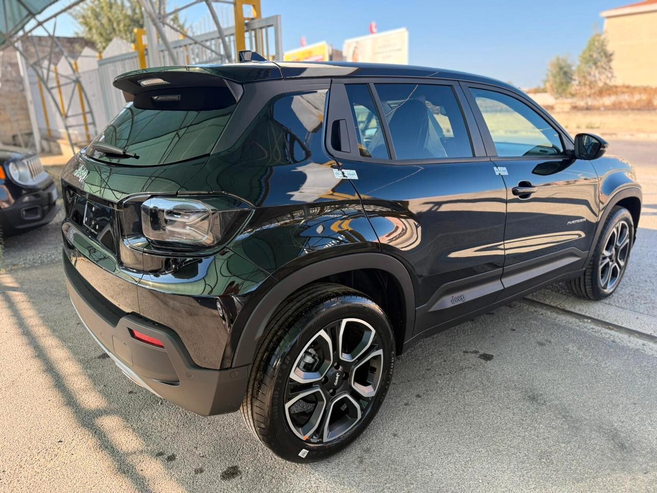 Jeep Avenger 1.2 Turbo 100 CV Summit