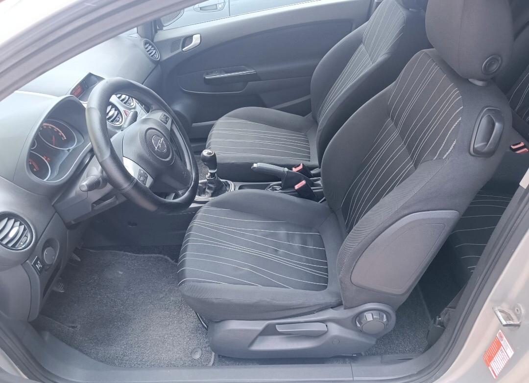 Opel Corsa 1.2 80CV 5 porte GPL-TECH Enjoy