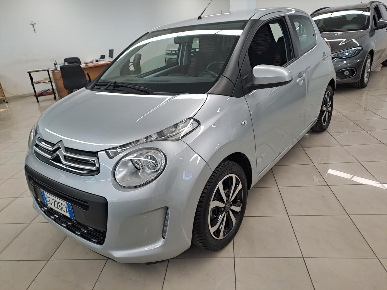 Citroen C1 VTi 72 S&S 5 porte Shine