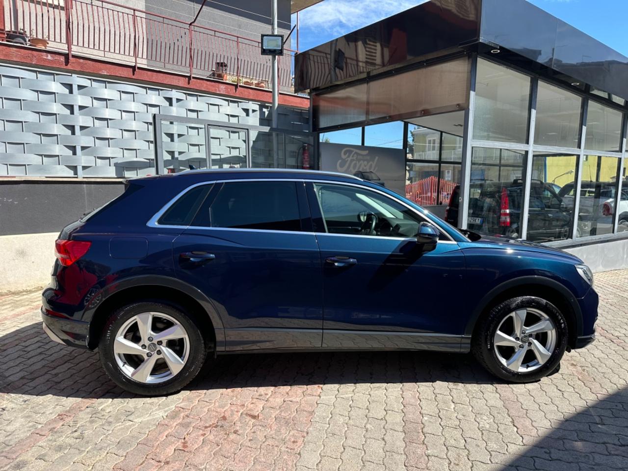 Audi Q3 35 TDI quattro 150 S Tronic NAVI LED 2021
