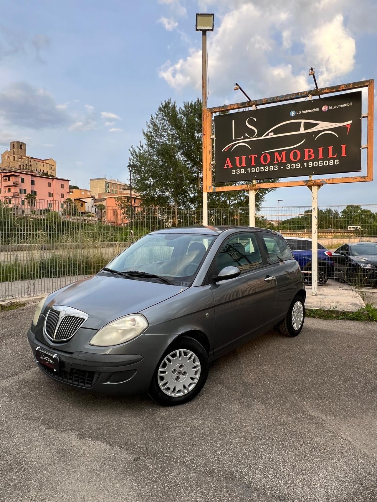 Lancia Ypsilon 1.3 Multijet 16V Platino