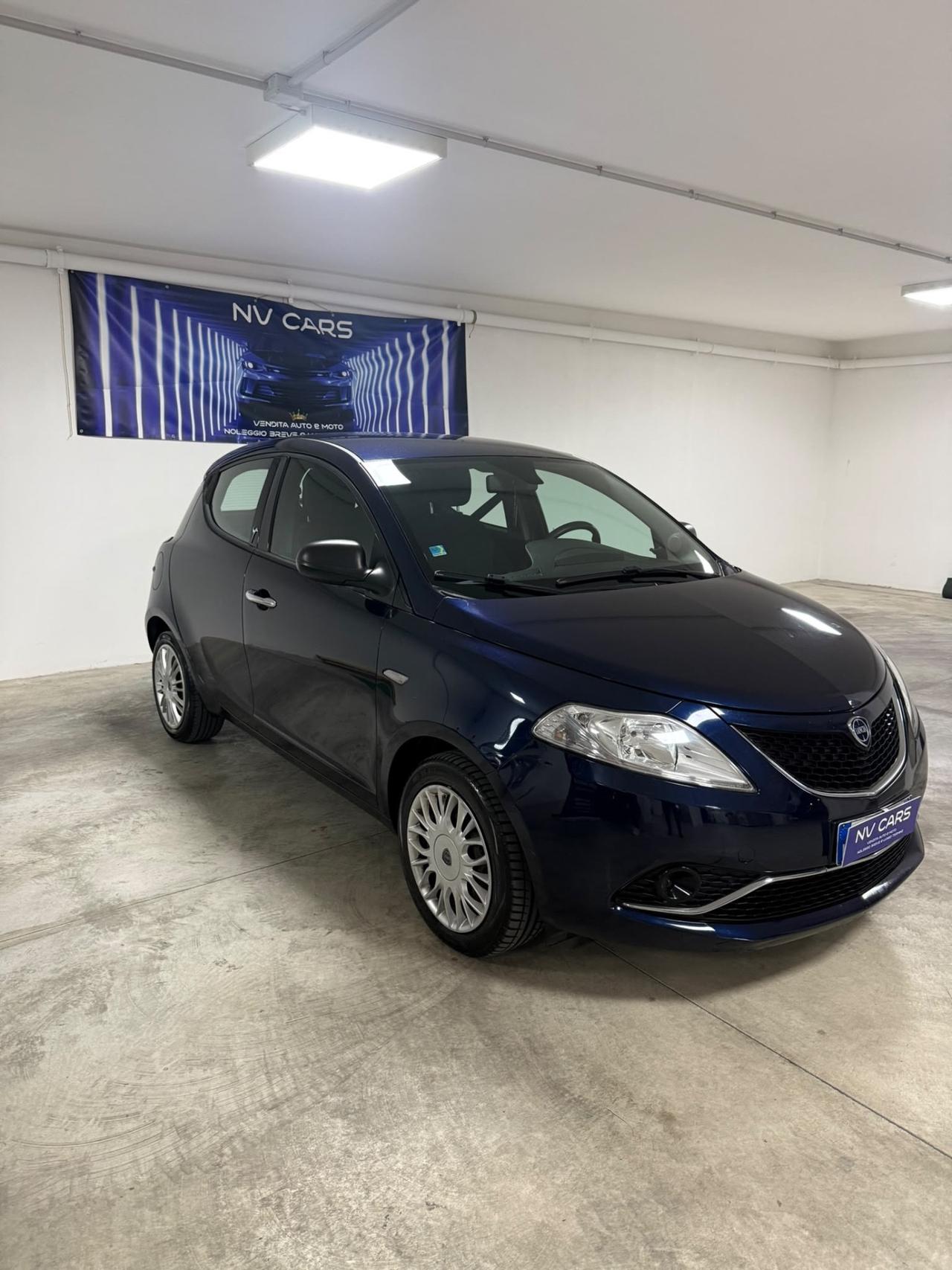 Lancia Ypsilon 1.2 69 CV 5 porte GPL Ecochic Platinum