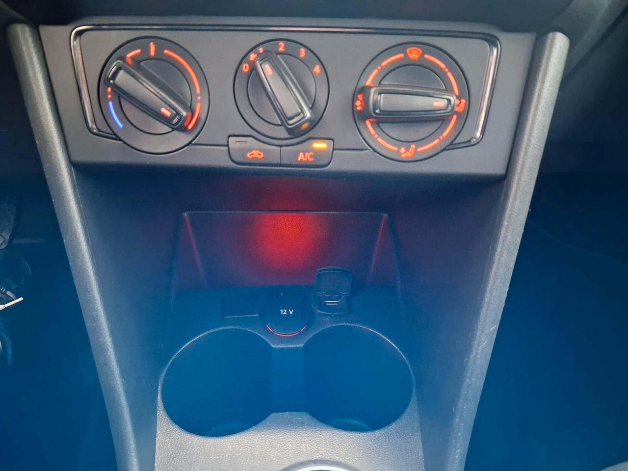 Volkswagen Polo 1.0 MPI 5p. Trendline