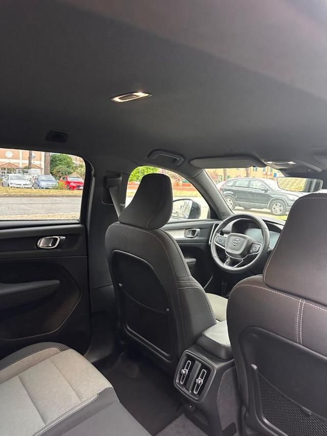 VOLVO XC40 T2 automatico Essential