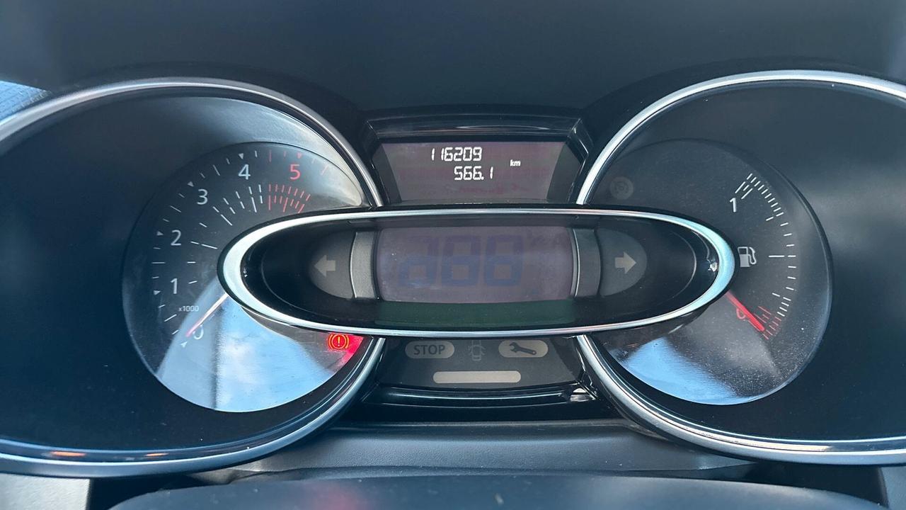 Renault Clio dCi 8V 75 CV 5 porte Moschino Zen