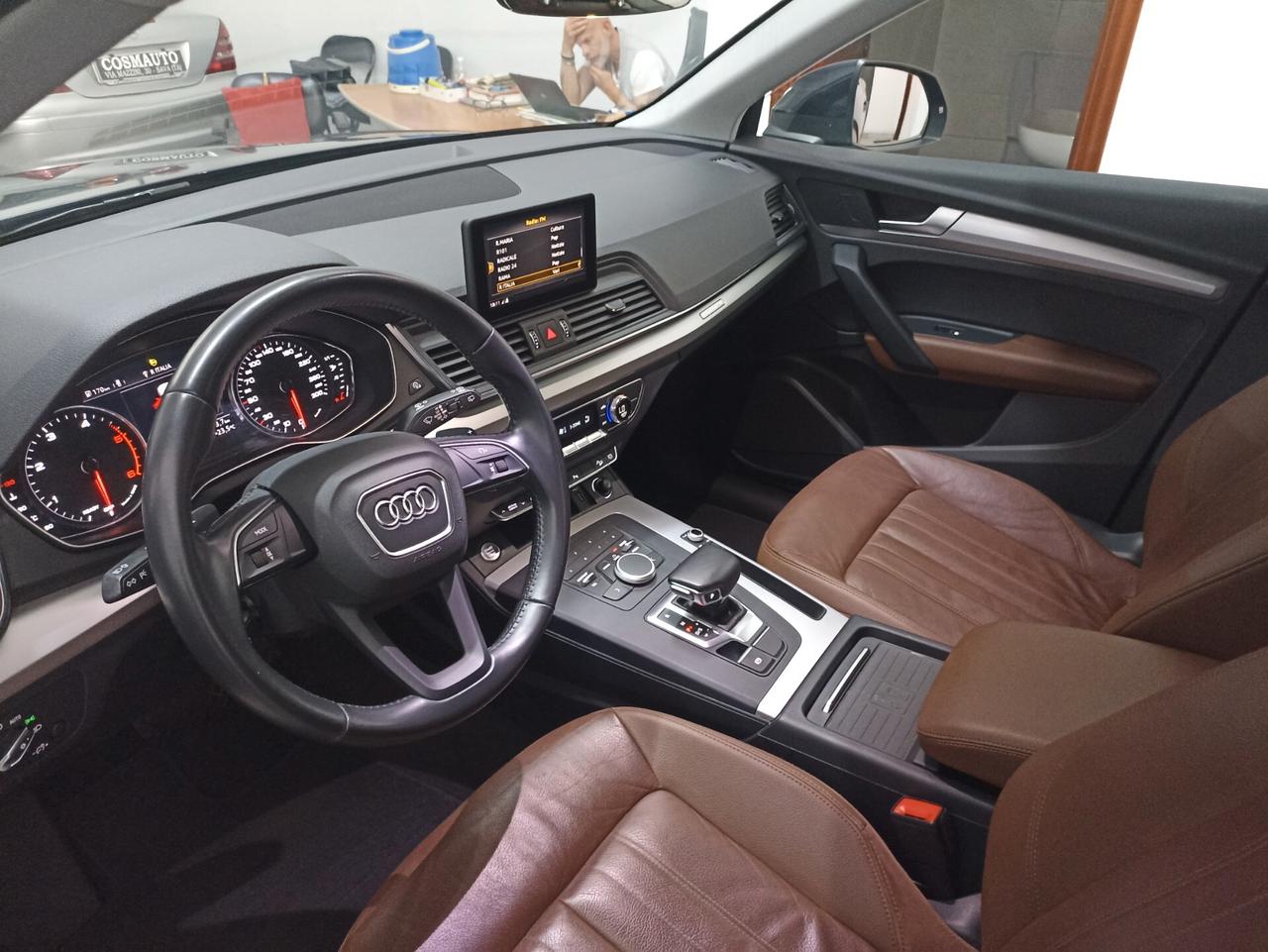 Audi Q5 2.0 TDI quattro S tronic Business Sport