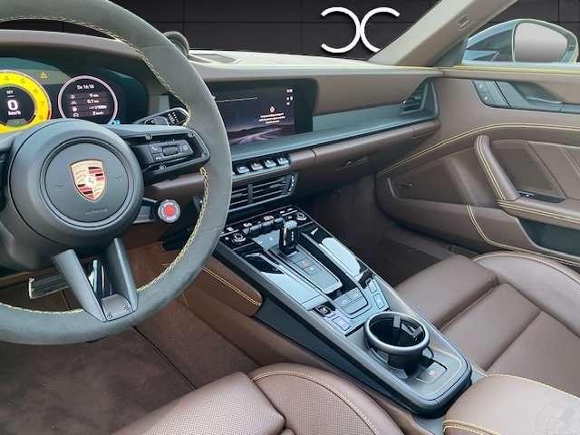 Porsche 911 992 .2 my25 Targa 4 GTS Hybrid PCCB/EXCLUSIV MANUF