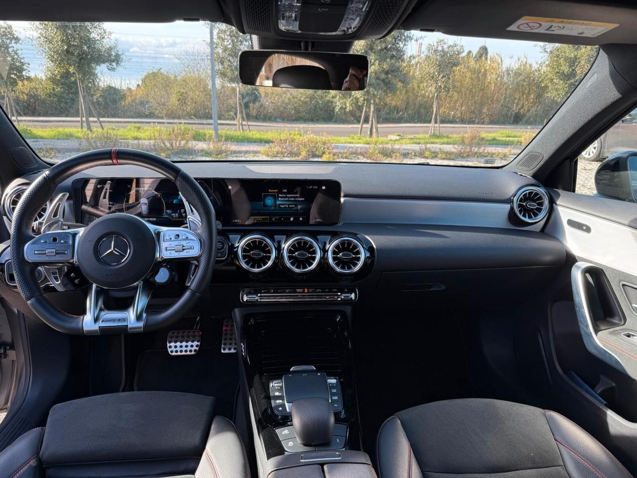 Mercedes-benz A 35 AMG grigio Magno