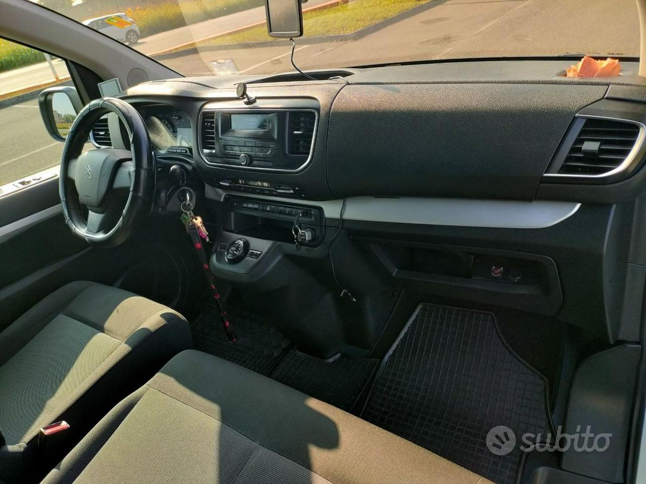 PEUGEOT Traveller BlueHDi Expert 180 S&S EAT8 Lo