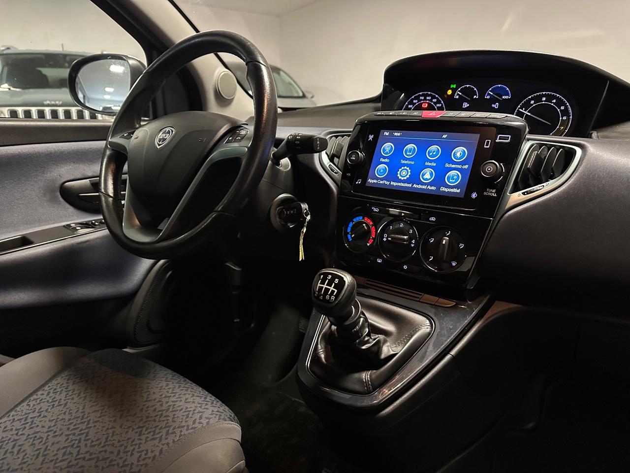LANCIA YPSILON 1.0 HYBRID 69CV PRONTA CONSEGNA GARANZIA