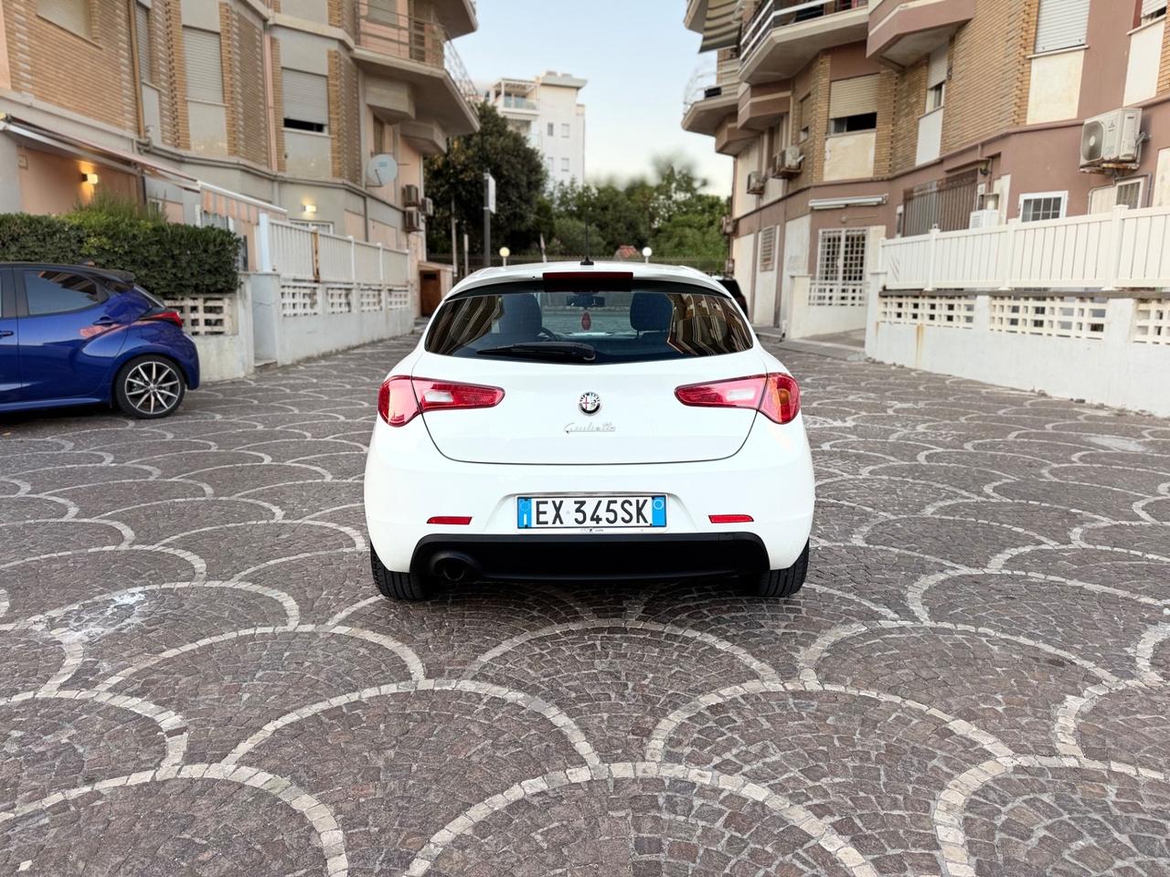 Alfa Romeo Giulietta 1.6 JTDm-2 105 CV Distinctive
