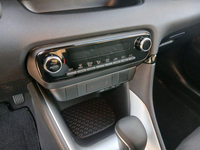 TOYOTA Yaris 1.5 Hybrid 5 porte