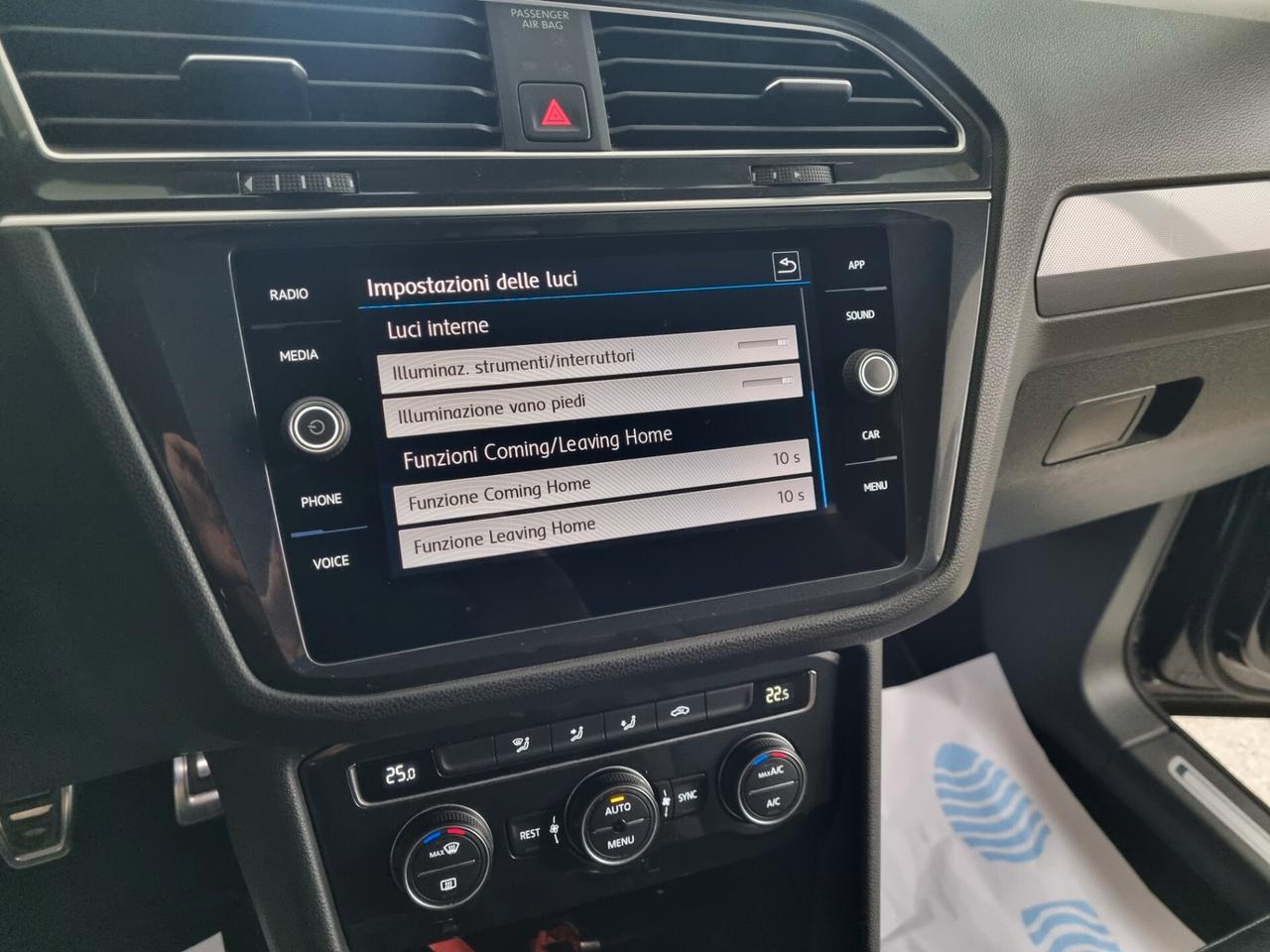 Volkswagen Tiguan 1.6 TDI R-Line, Black Pack, Full led