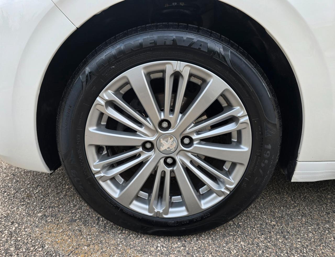 PEUGEOT 208 ALLURE 2017 RESTYLING FULL LED NUOVA