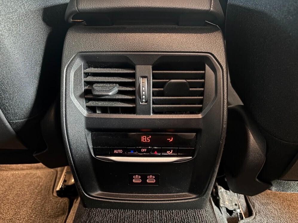 Bmw 330e Touring BUSINESS ADVANTAGE (IVA ESPOSTA)