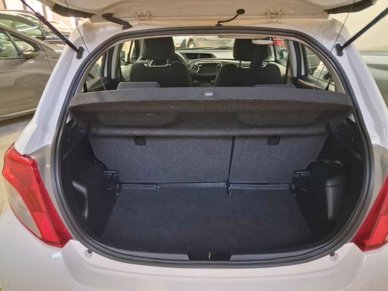 Toyota Yaris 1.0 5 porte Lounge