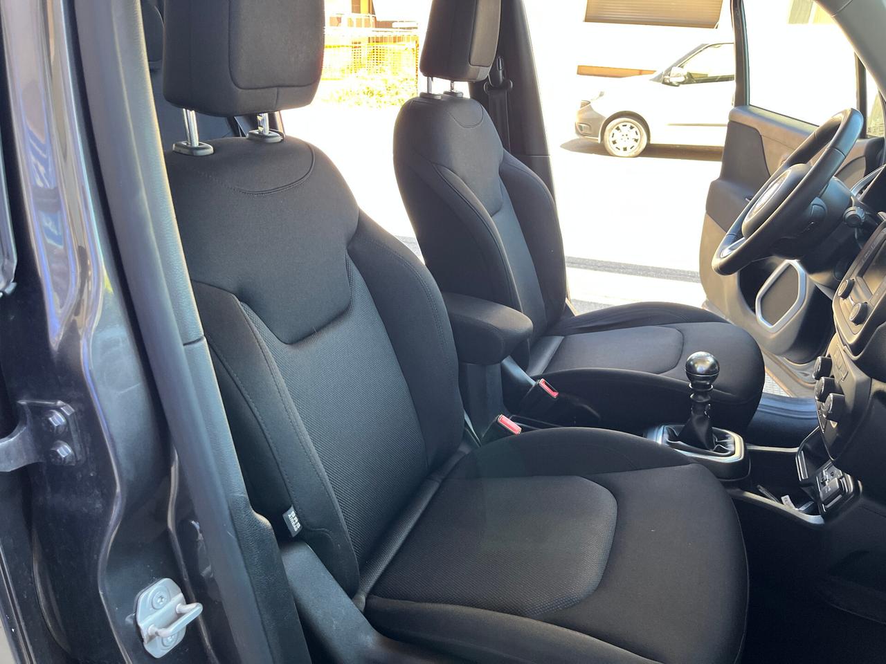 Jeep Renegade 1.6 Mjt 130 CV Longitude
