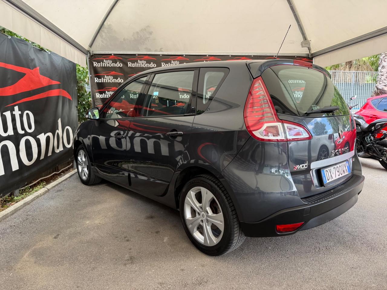 Renault Scenic X-Mod 1.5 dCi 110CV Luxe
