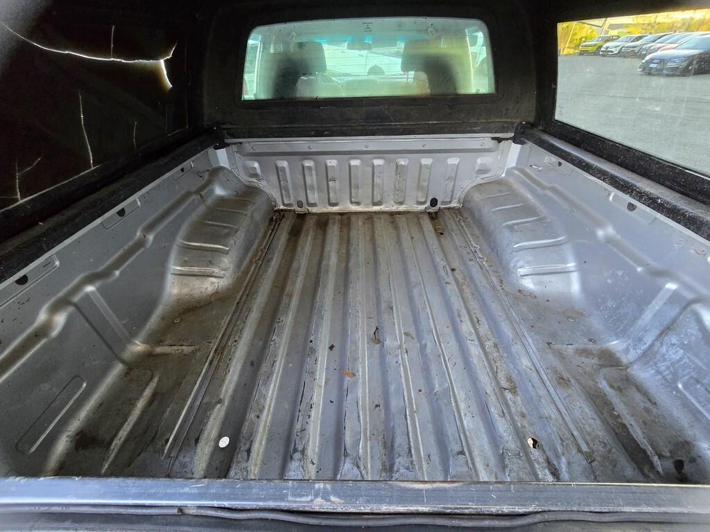 Nissan Navara 2.5 dCi 4 porte Double Cab SE