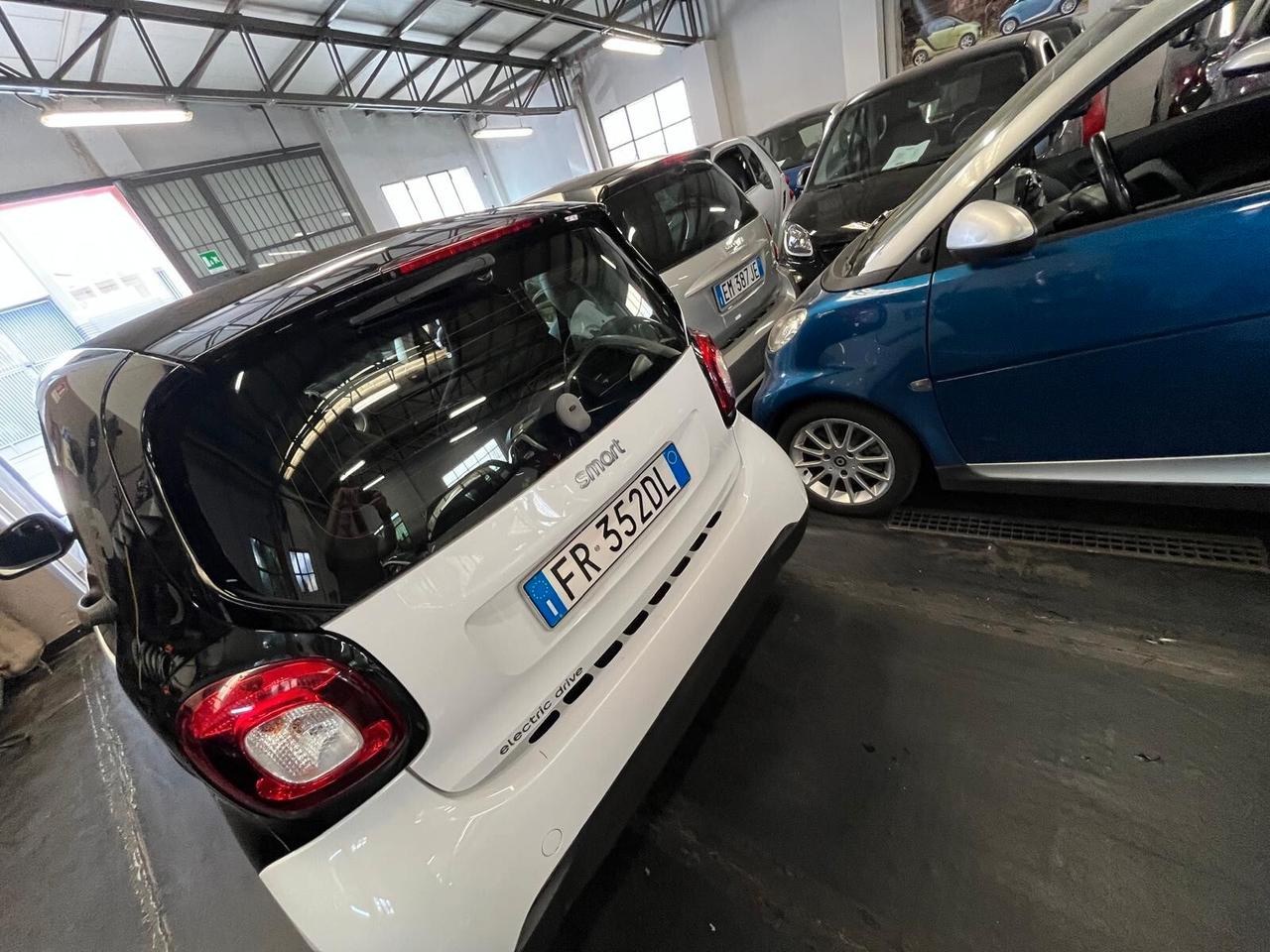 Passion full electric solo 27000km full garanzia